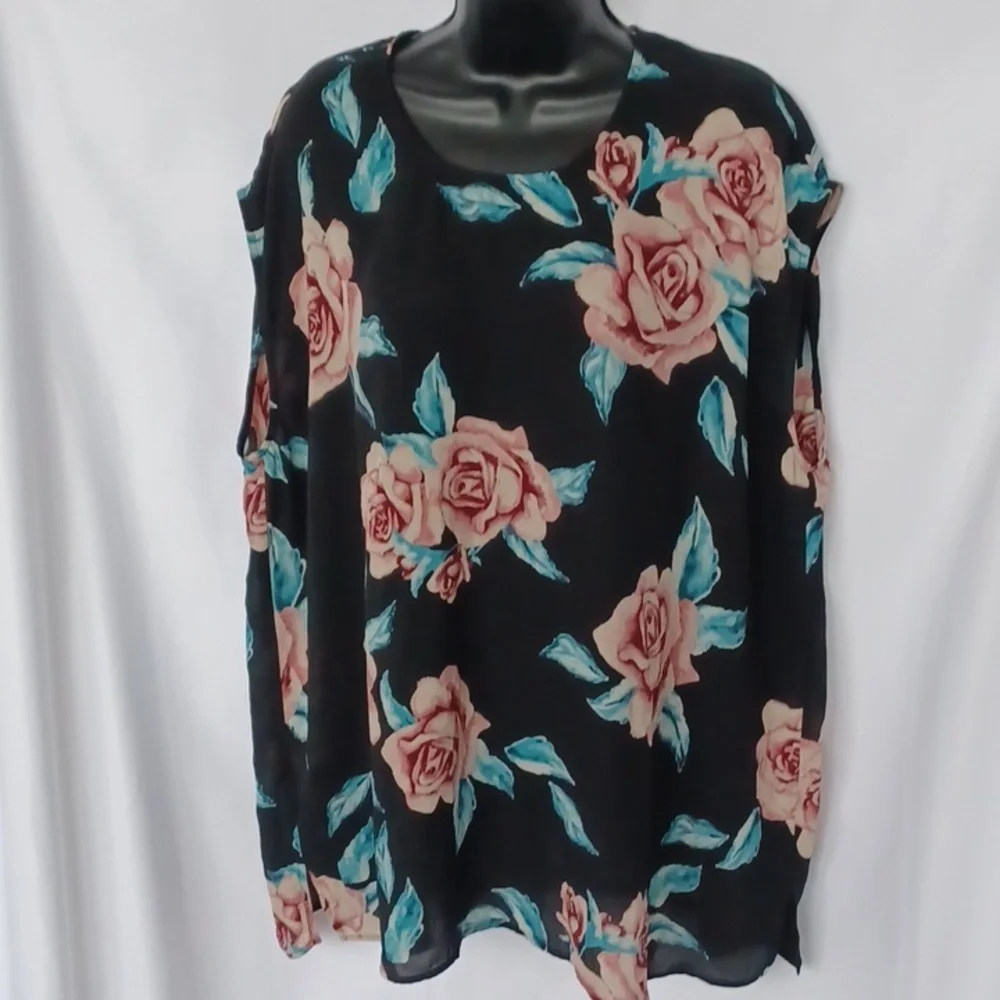 Show Me Your MuMu Floral Faith Tunic Size S, Oversized, EUC, 27